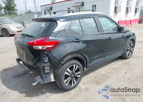 2019 Nissan Kicks Sv z USA, uszkodzony, nr VIN 3N1CP5CU3KL546448